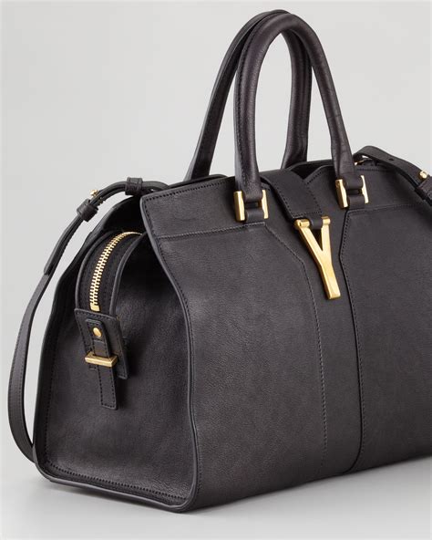 yves saint laurent sac chyc|Saint Laurent sac de jour.